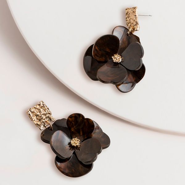 Picture of SAE545 Brown Acetate Flower Fashion ERings